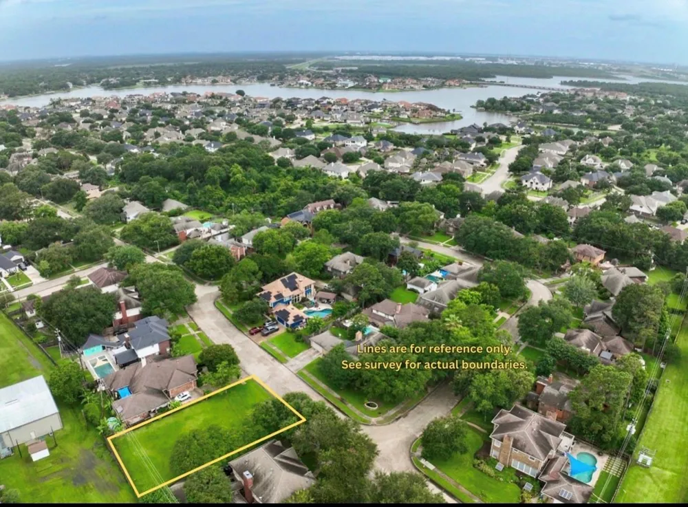 718 Huntercrest Street El Lago, TX 77586
