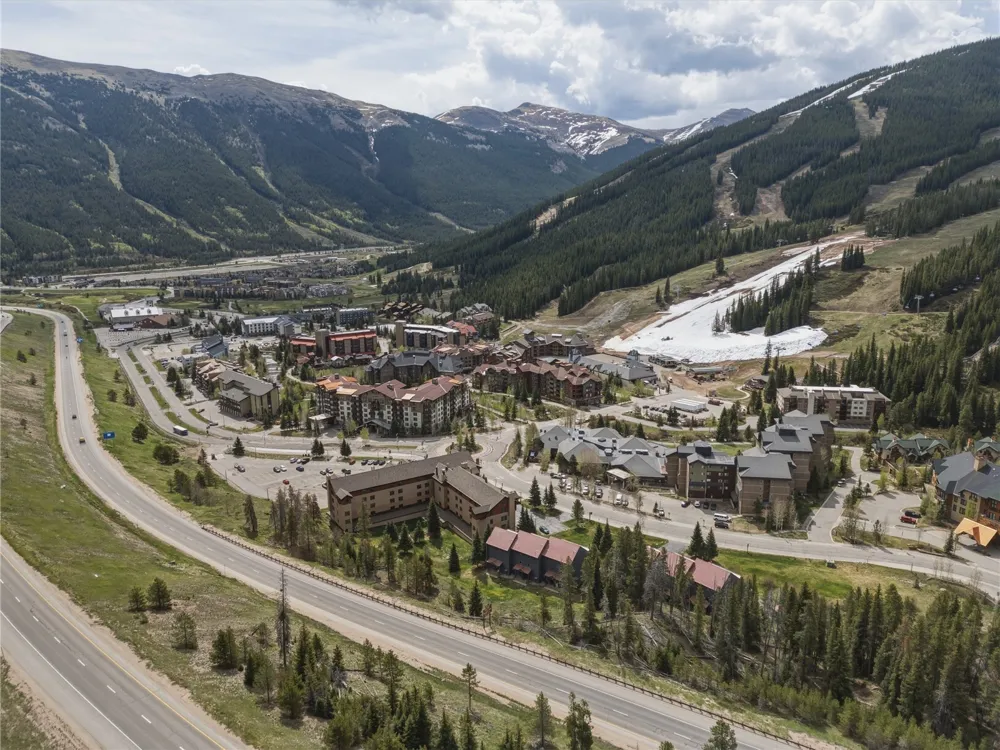 910 Copper Road #202 Copper Mountain, CO 80443