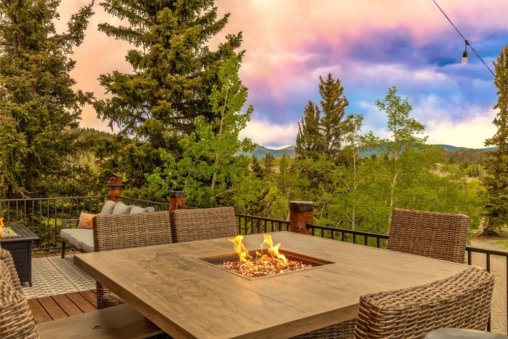 847 Palomino Road Como, CO 80432