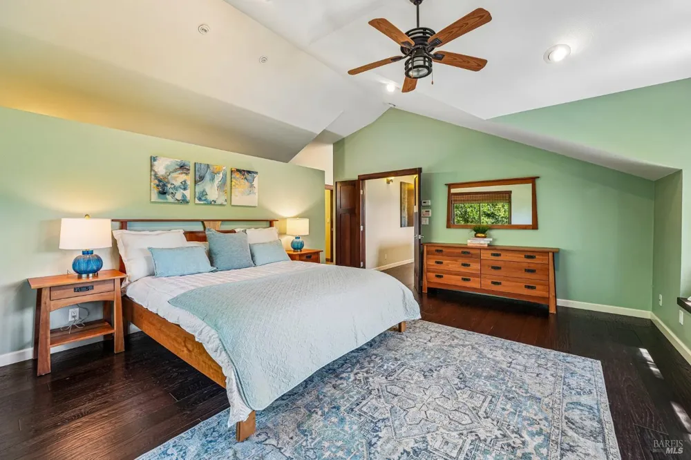 6941 Ellen Lane Forestville, CA 95436