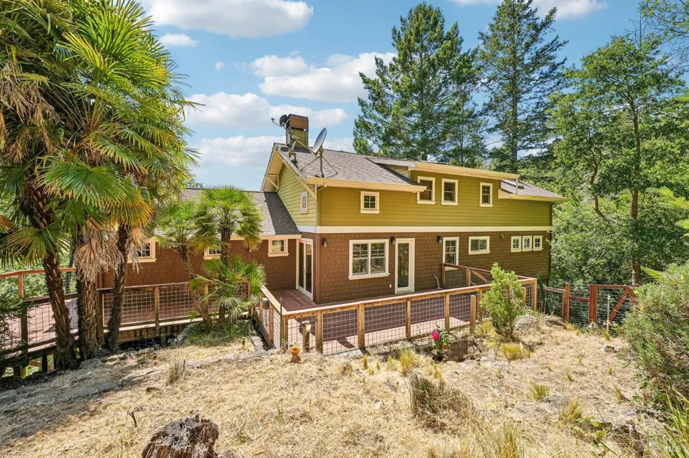 6941 Ellen Lane Forestville, CA 95436