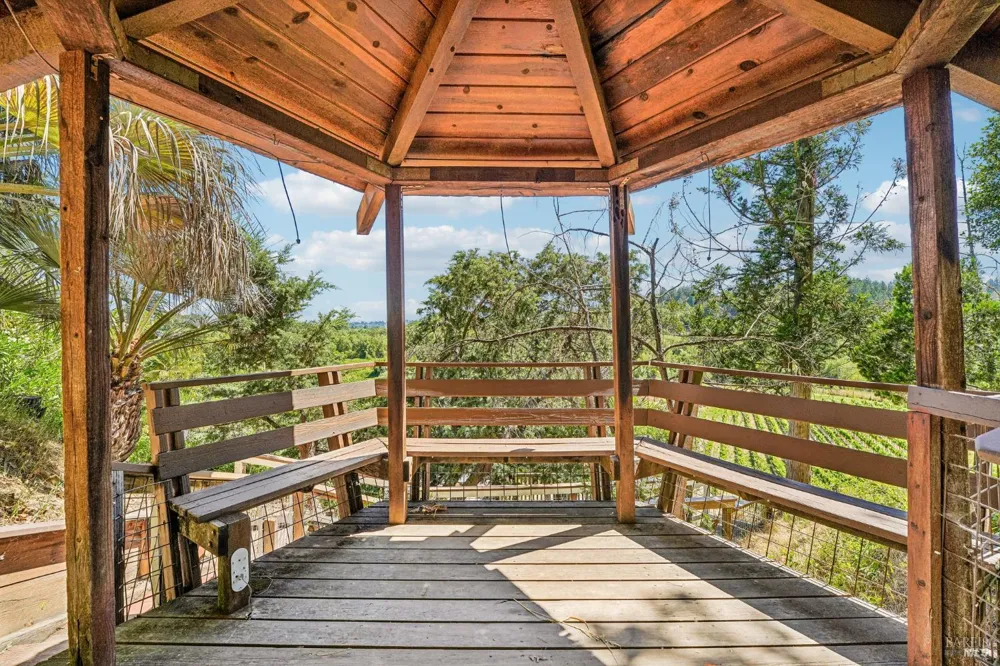 6941 Ellen Lane Forestville, CA 95436