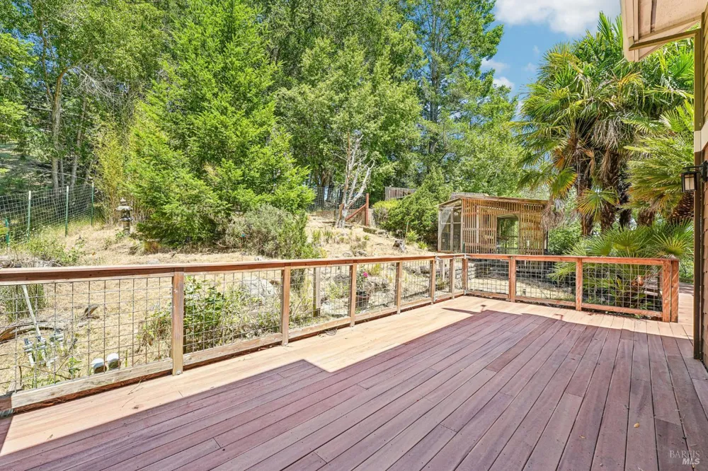 6941 Ellen Lane Forestville, CA 95436