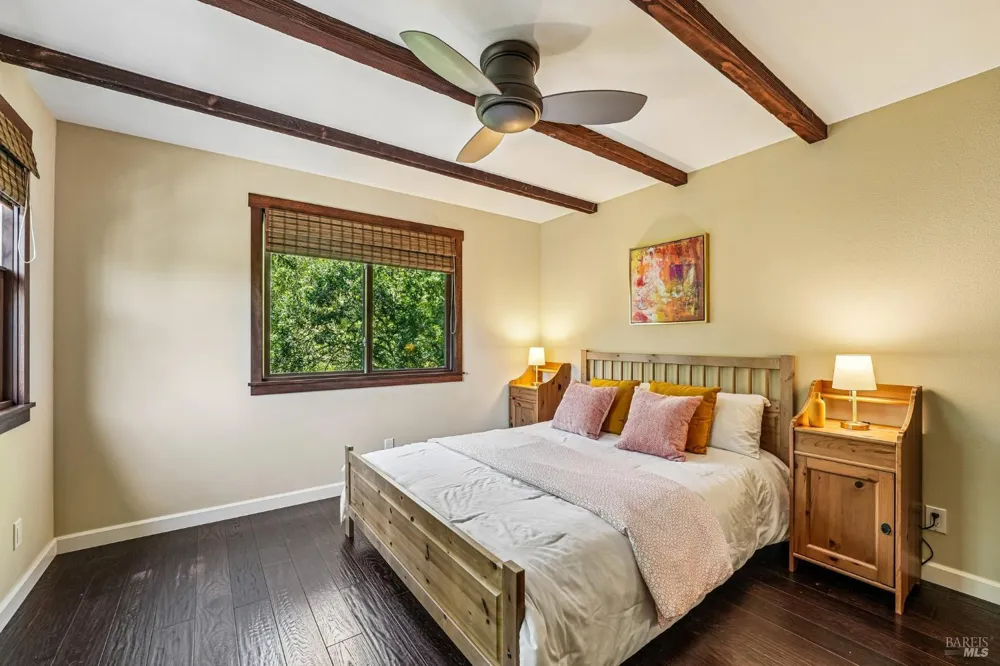 6941 Ellen Lane Forestville, CA 95436