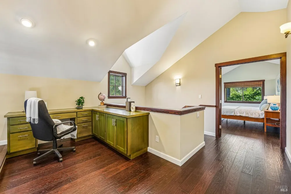6941 Ellen Lane Forestville, CA 95436
