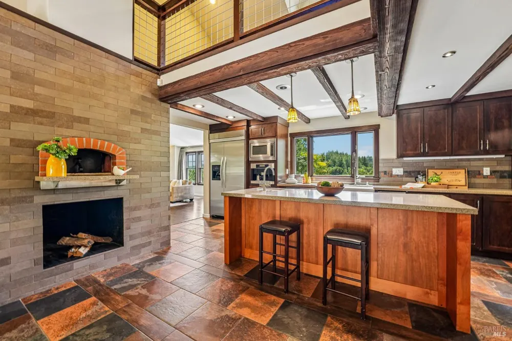 6941 Ellen Lane Forestville, CA 95436