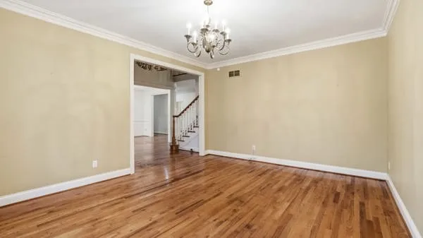 921 Poplar Pl Monteagle, TN 37356