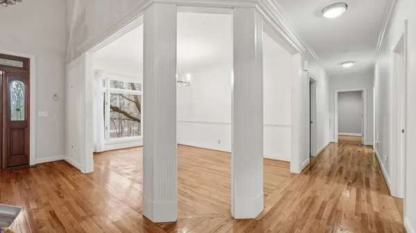 921 Poplar Pl Monteagle, TN 37356