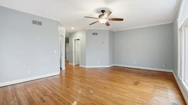 921 Poplar Pl Monteagle, TN 37356
