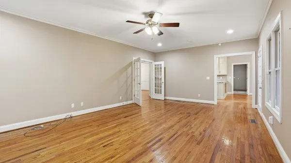 921 Poplar Pl Monteagle, TN 37356