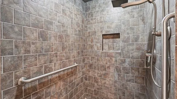 921 Poplar Pl Monteagle, TN 37356