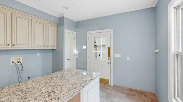 921 Poplar Pl Monteagle, TN 37356