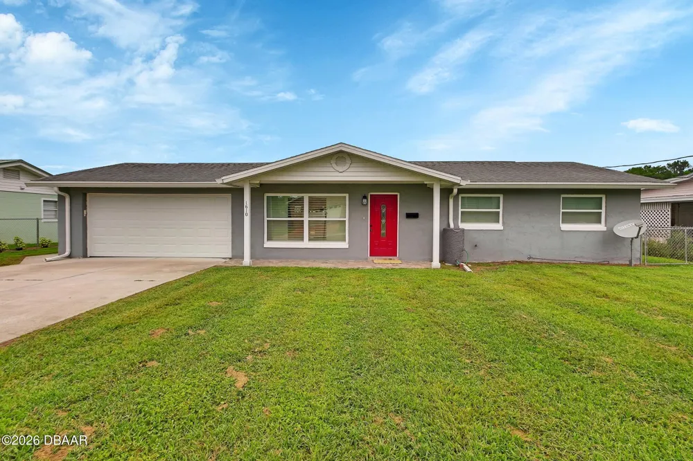 1610 Juno Trail Astor, FL 32102