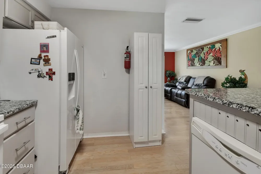 1610 Juno Trail Astor, FL 32102
