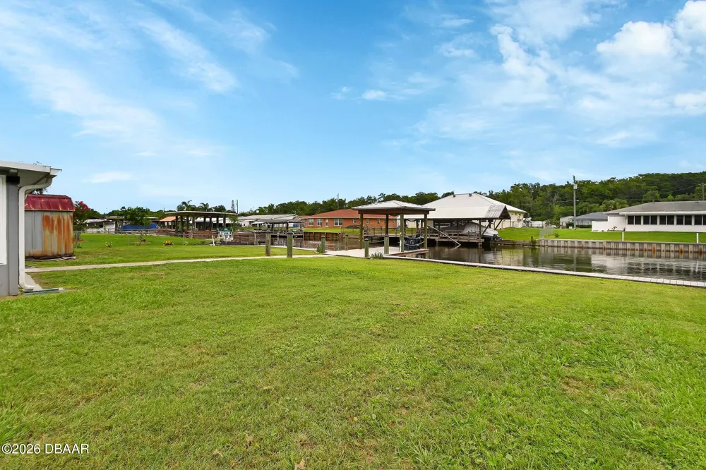 1610 Juno Trail Astor, FL 32102