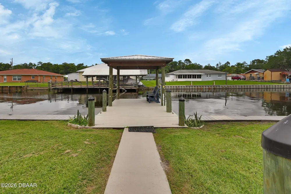 1610 Juno Trail Astor, FL 32102