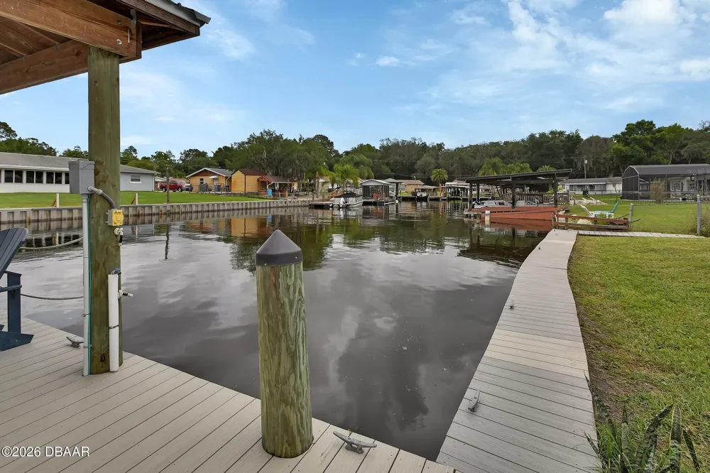 1610 Juno Trail Astor, FL 32102