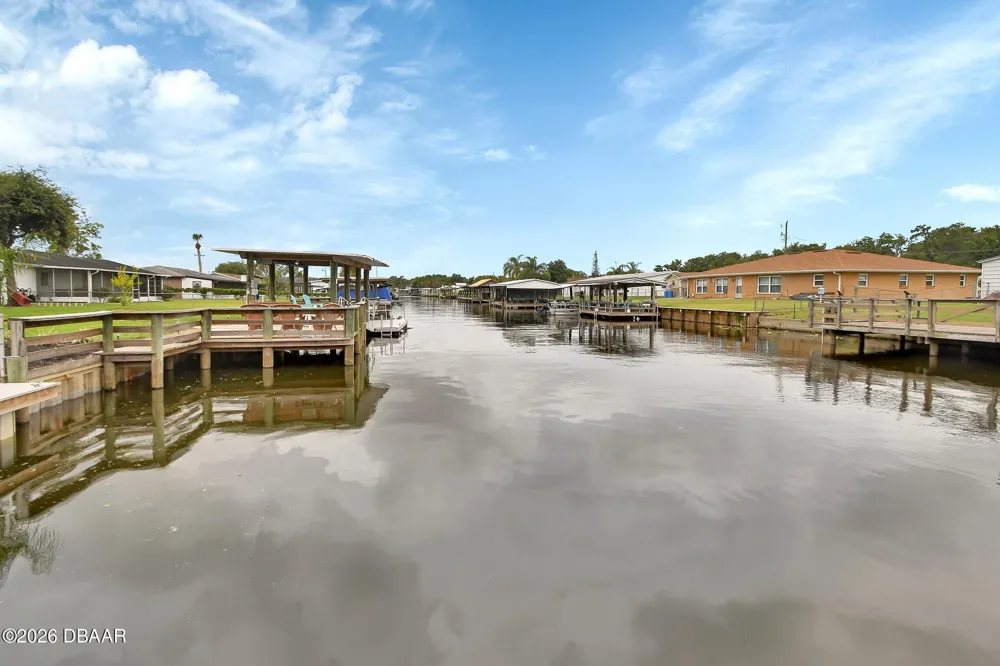 1610 Juno Trail Astor, FL 32102
