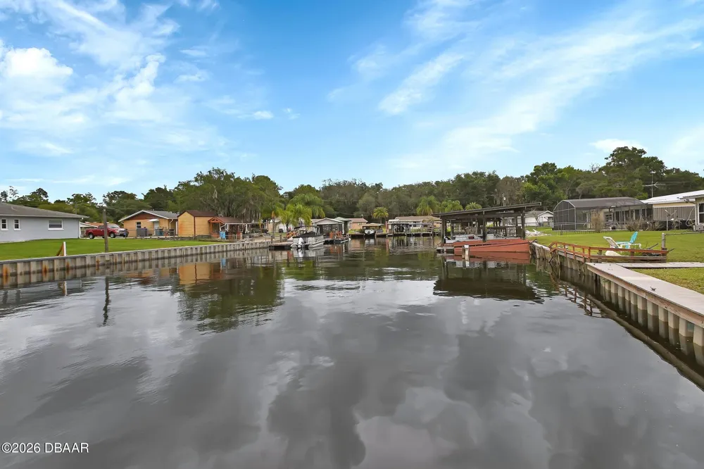 1610 Juno Trail Astor, FL 32102