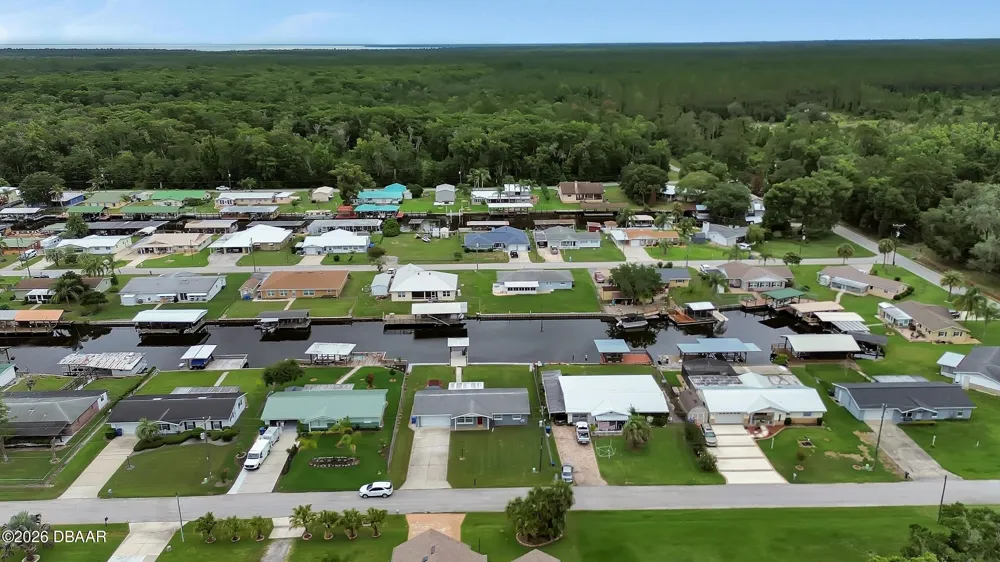 1610 Juno Trail Astor, FL 32102