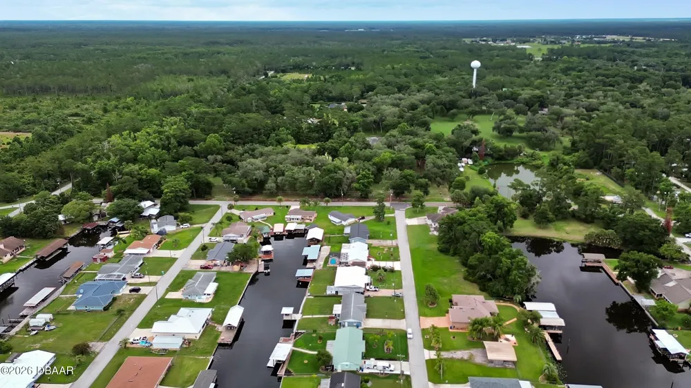 1610 Juno Trail Astor, FL 32102