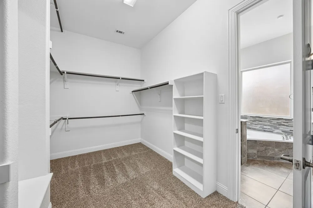 6827 Sunshade Lane Dallas, TX 75236
