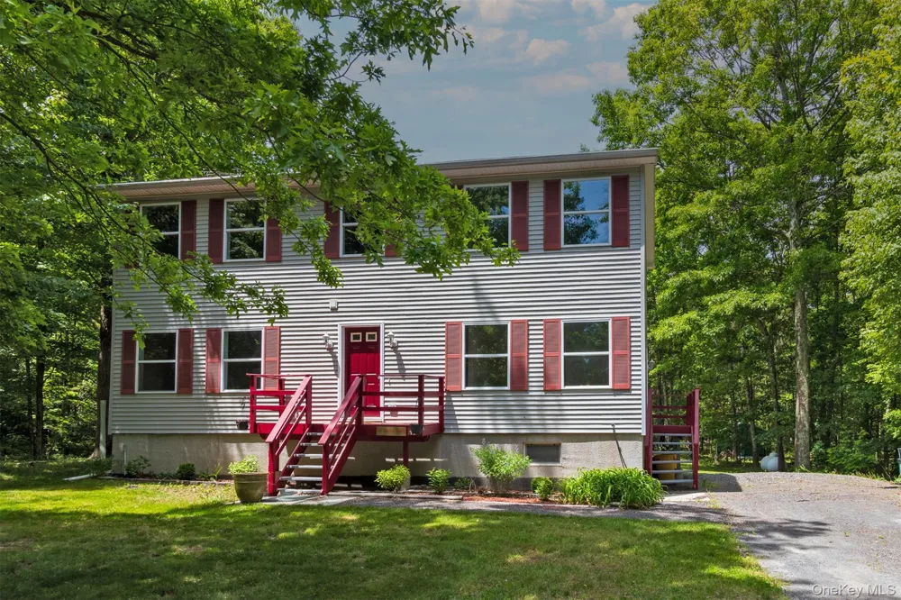10 Lairds Court Cairo, NY 12413