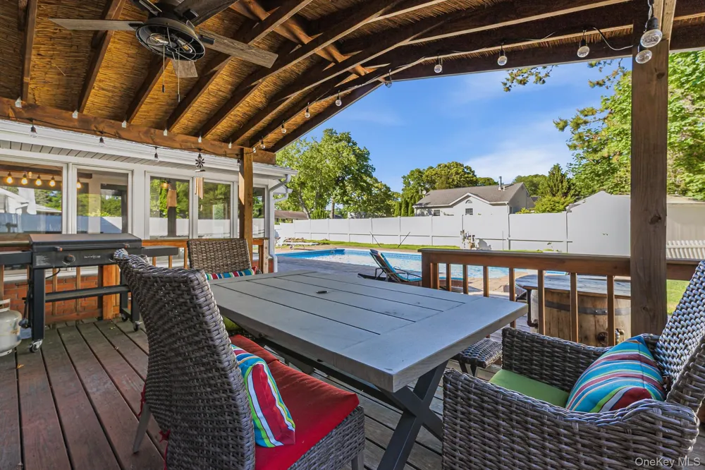 33 Lillian Road Nesconset, NY 11767