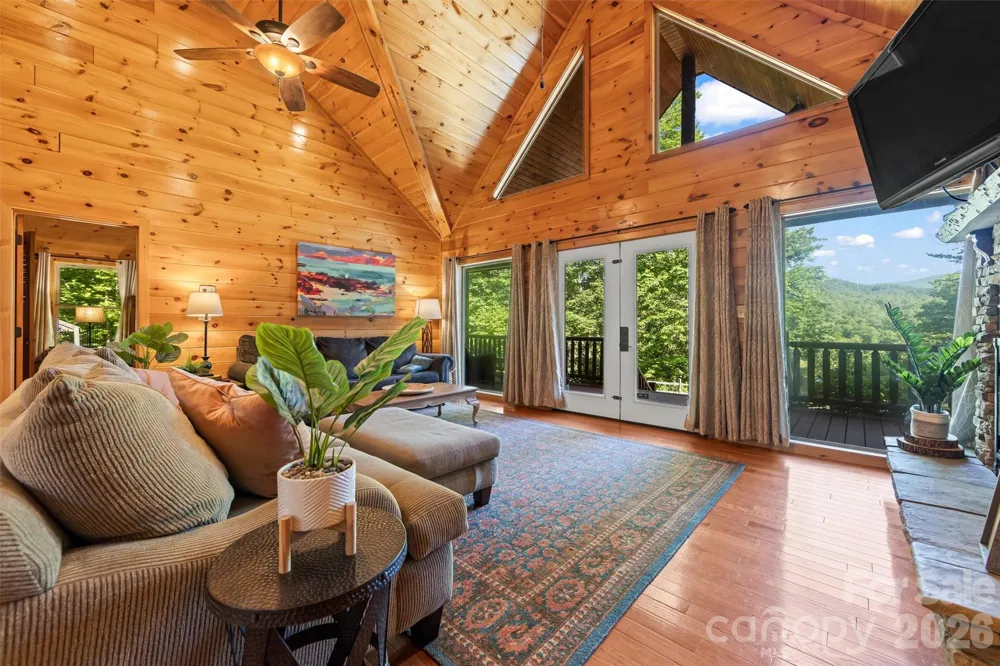 128 Hummingbird Lane Almond, NC 28702