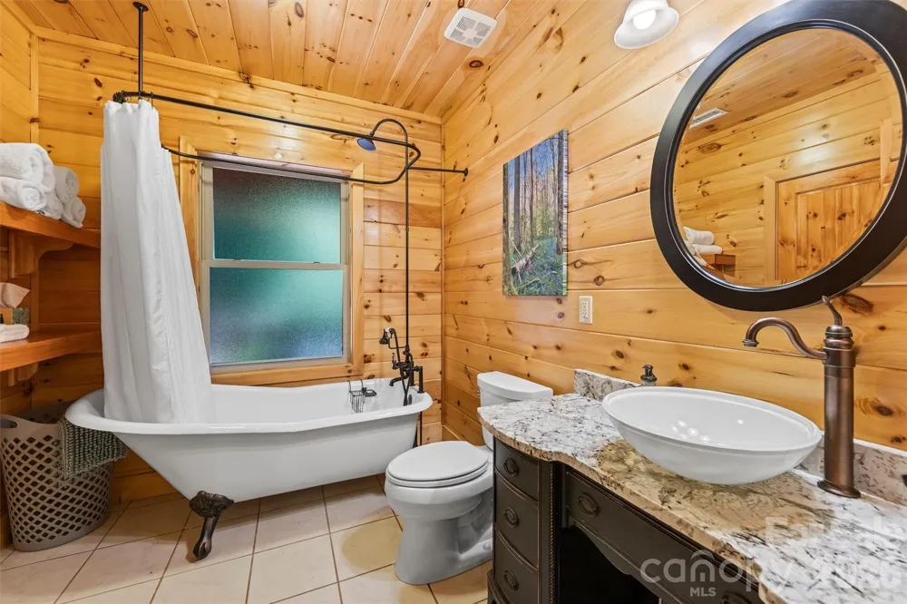128 Hummingbird Lane Almond, NC 28702