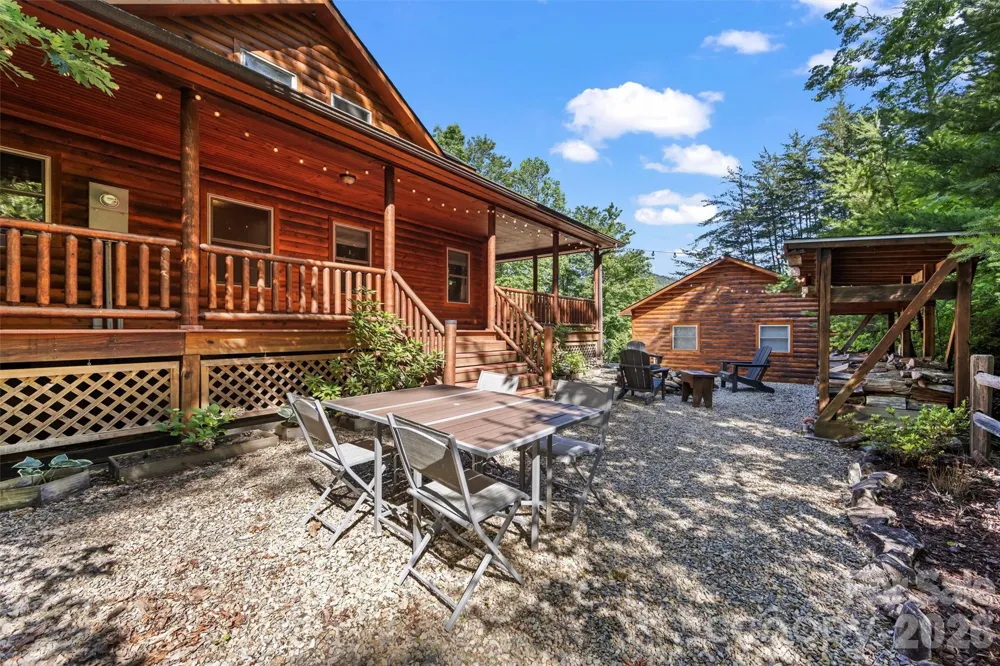 128 Hummingbird Lane Almond, NC 28702