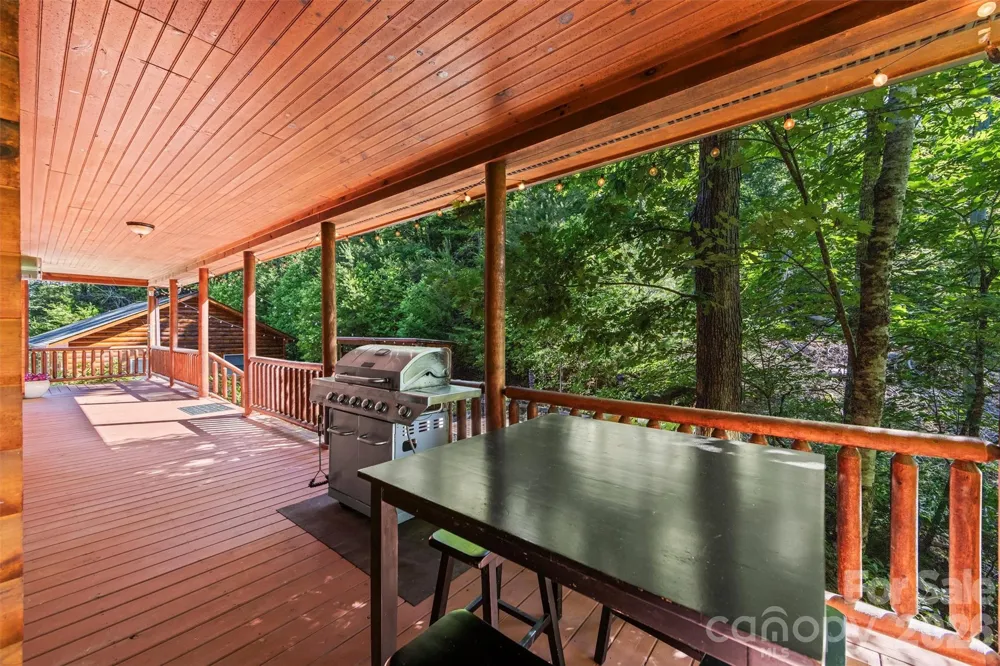128 Hummingbird Lane Almond, NC 28702