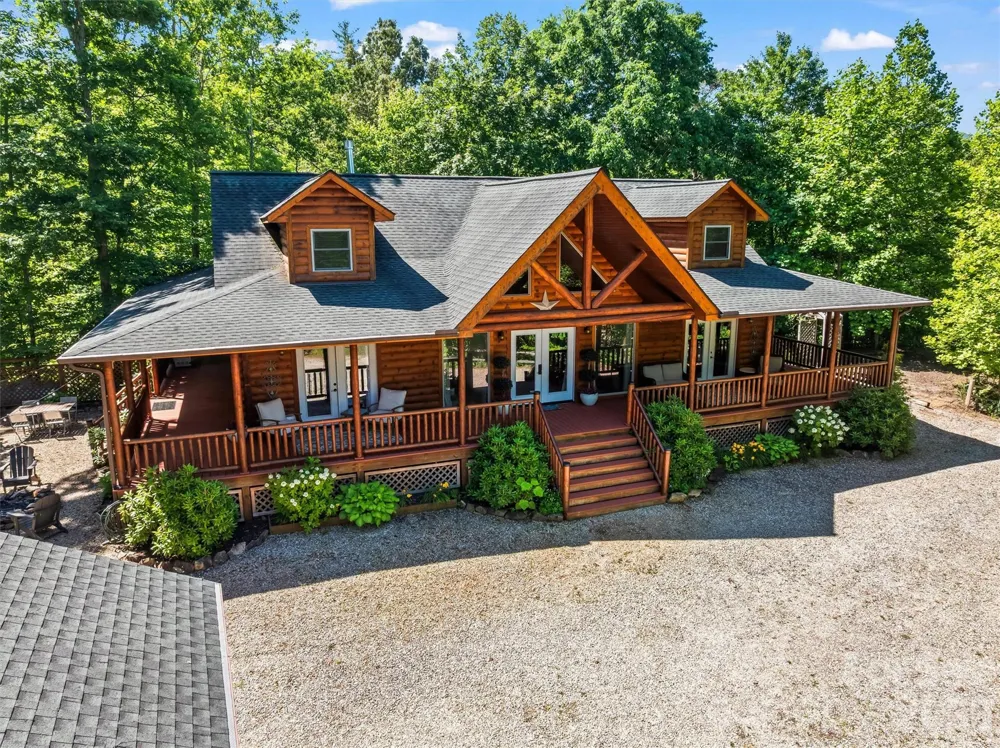 128 Hummingbird Lane Almond, NC 28702