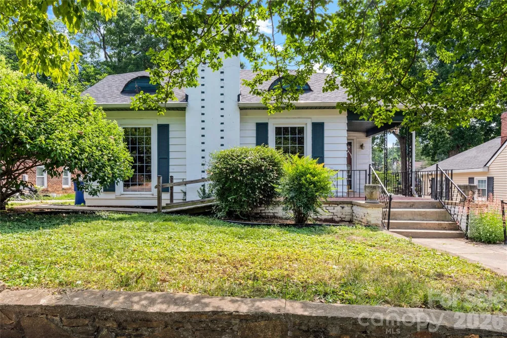 2805 Bon Air Avenue Winston Salem, NC 27105