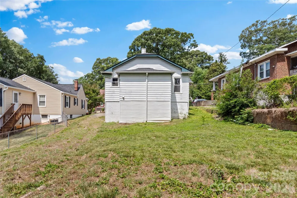 2805 Bon Air Avenue Winston Salem, NC 27105