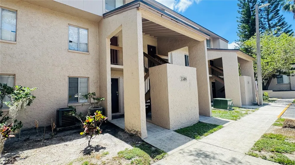 5508 POKEWEED COURT #146 Tampa, FL 33617