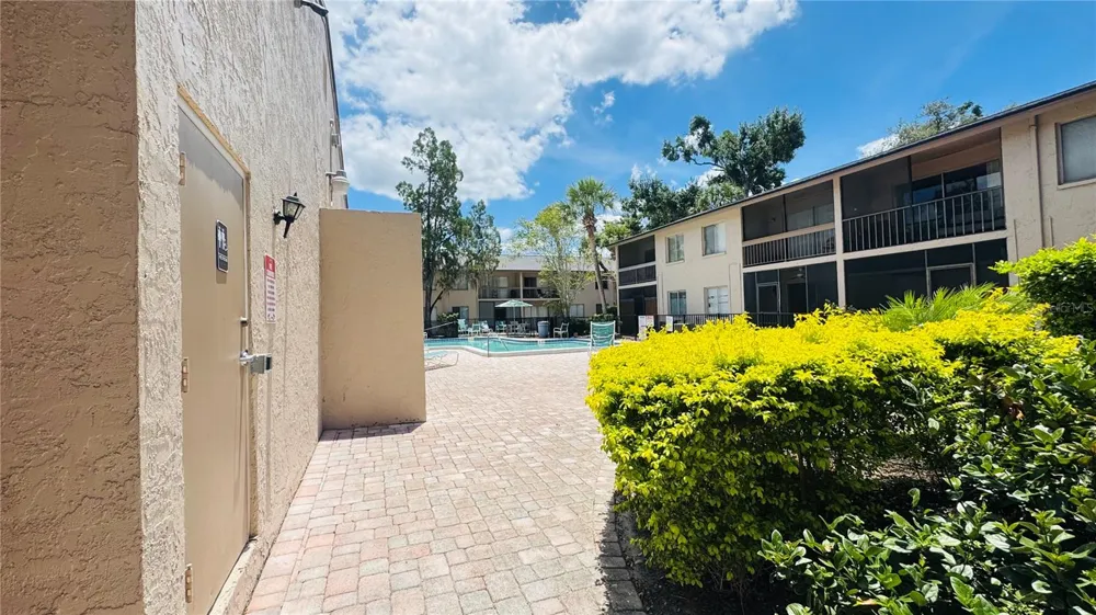 5508 POKEWEED COURT #146 Tampa, FL 33617