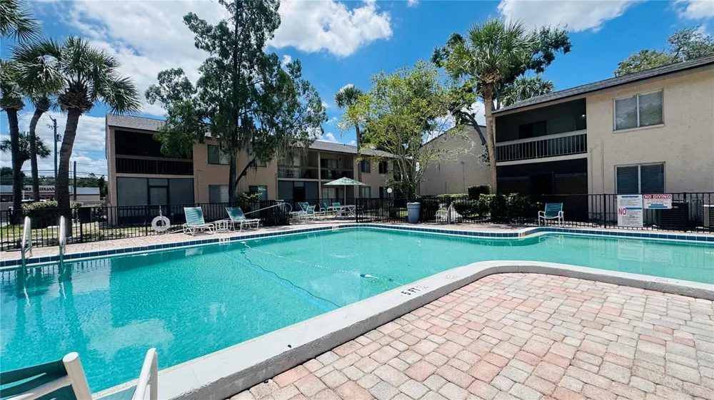 5508 POKEWEED COURT #146 Tampa, FL 33617