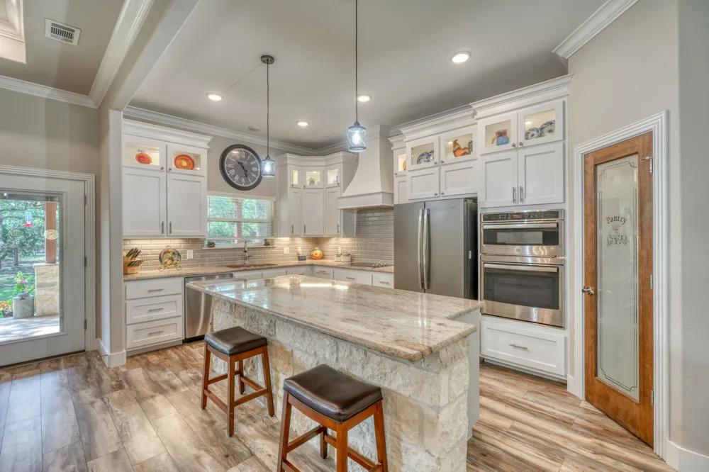 105 Buffalo Bend Lampasas, TX 76550