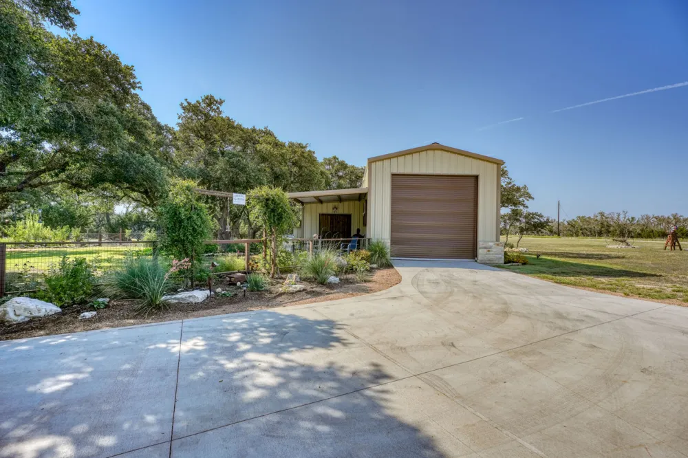 105 Buffalo Bend Lampasas, TX 76550