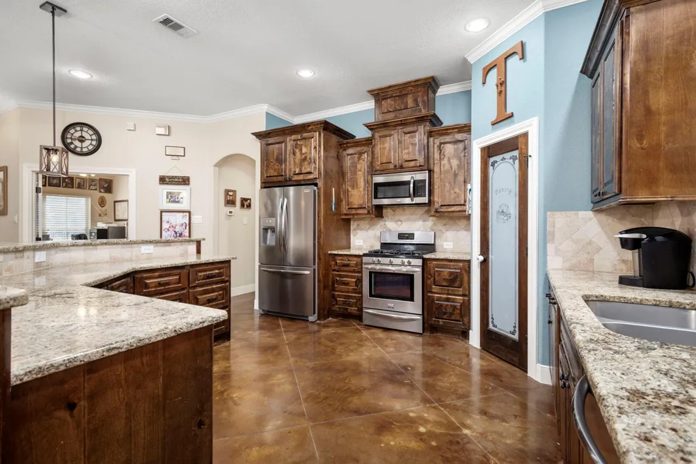 20585 Sh 146 Liberty, TX 77575