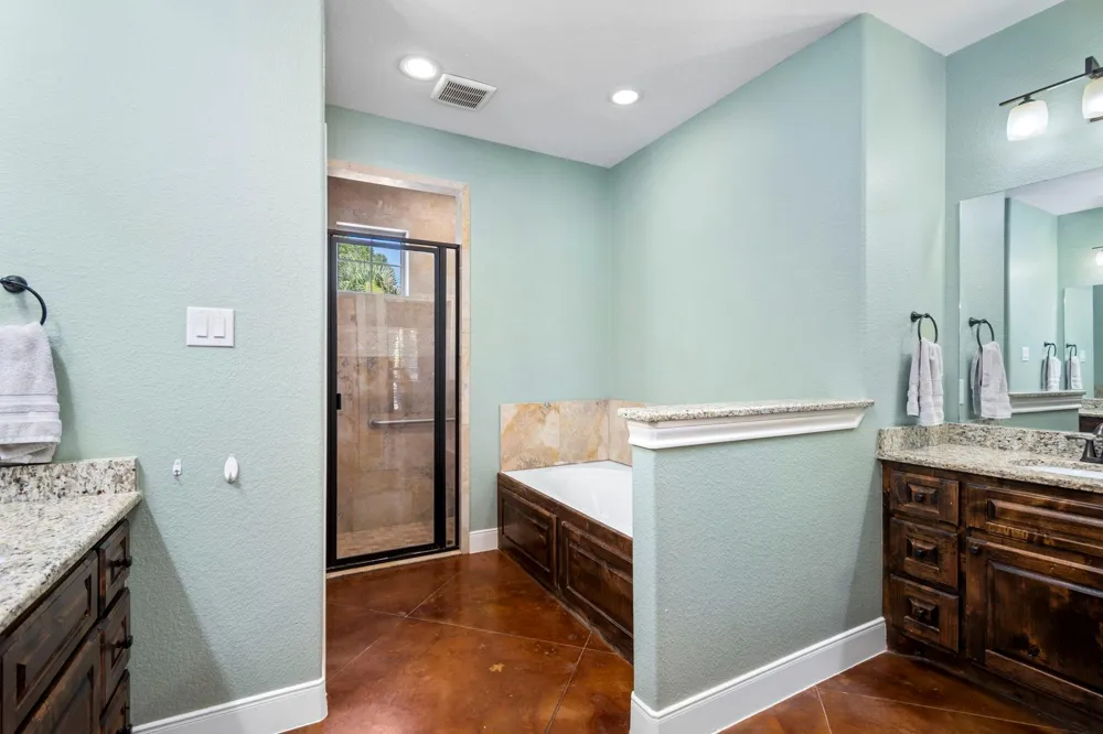 20585 Sh 146 Liberty, TX 77575