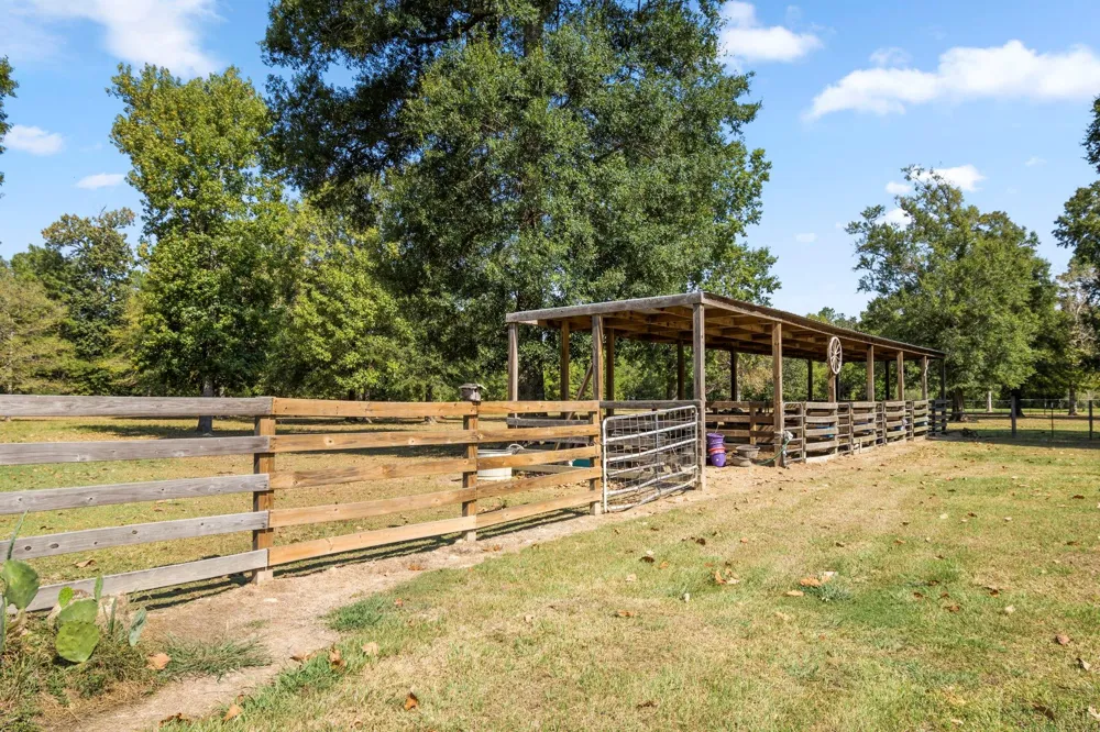 20585 Sh 146 Liberty, TX 77575
