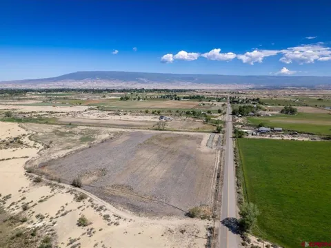 4 1900 ROAD