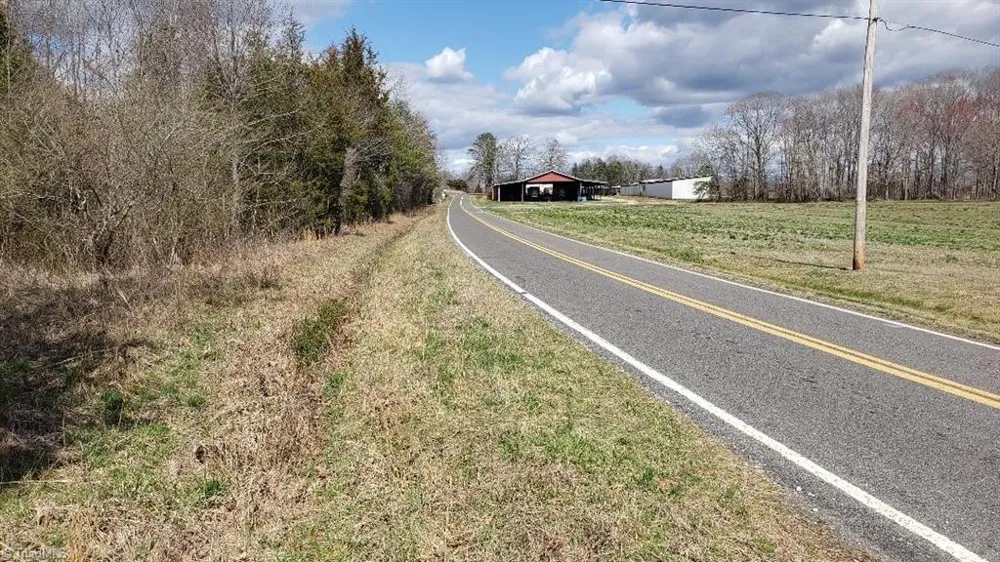 833 Calahaln Road Mocksville, NC 27028