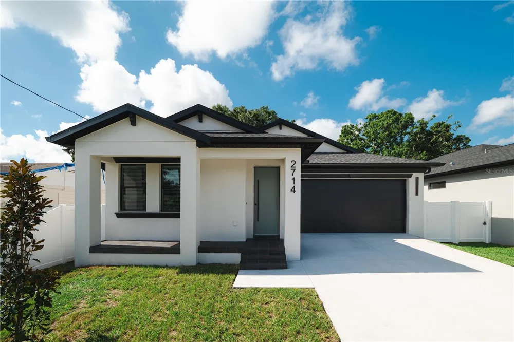 2714 W TAMPA BAY BOULEVARD Tampa, FL 33607