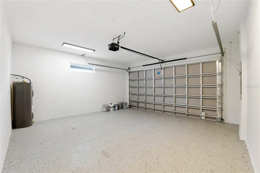 2714 W TAMPA BAY BOULEVARD Tampa, FL 33607