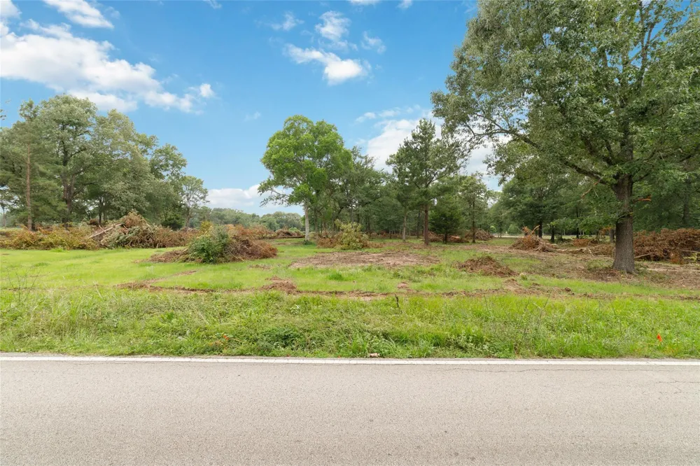 Henson Montgomery, TX 77356