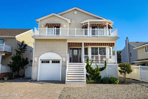 120 Bond Avenue