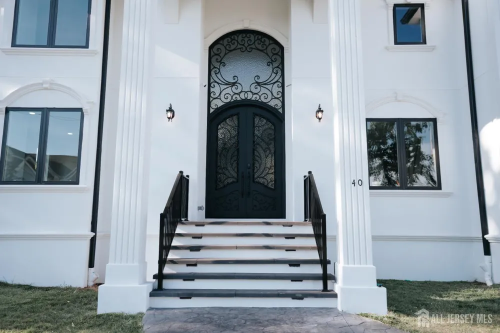 40 Wright Street Iselin, NJ 08830